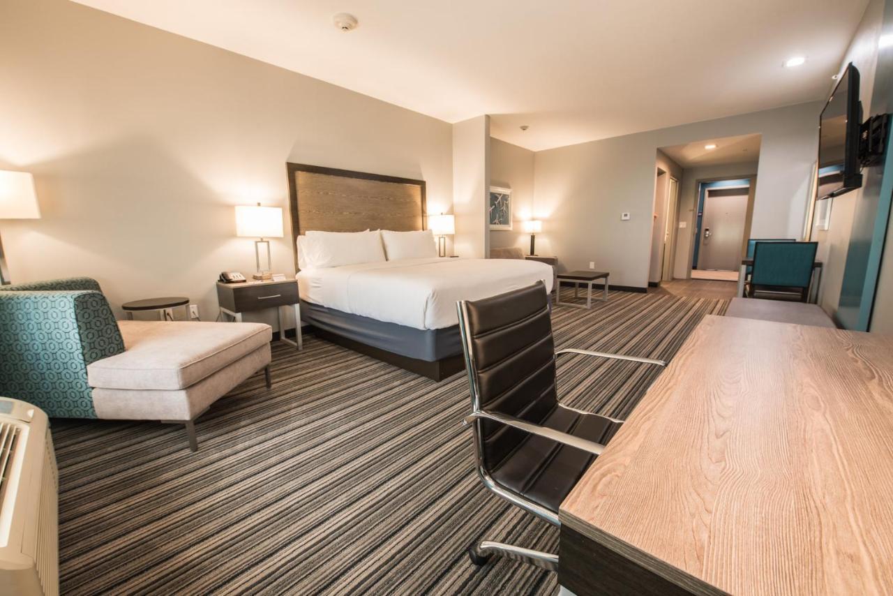 Holiday Inn Express & Suites Houston - Hobby Airport Area By Ihg Exterior photo