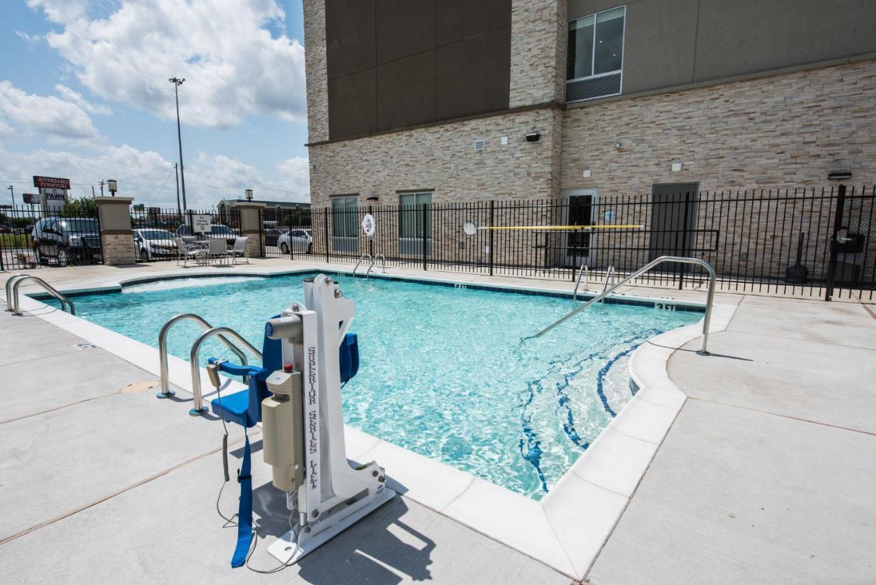 Holiday Inn Express & Suites Houston - Hobby Airport Area By Ihg Exterior photo