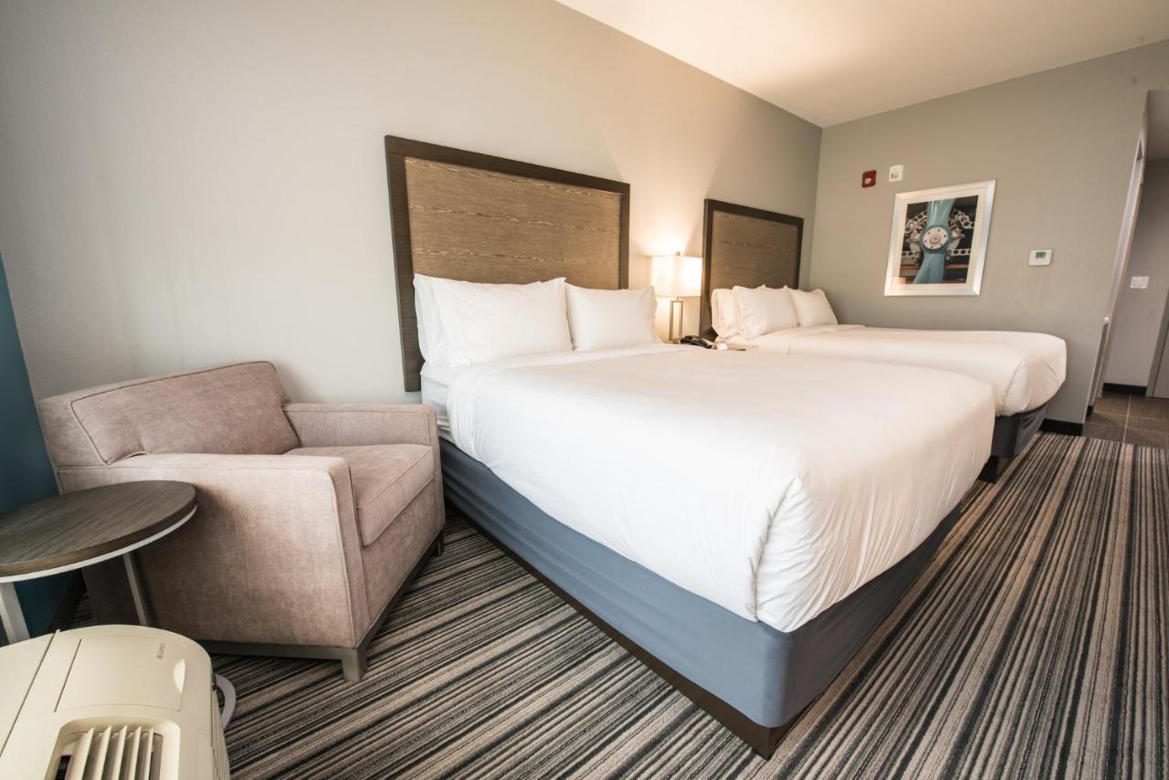 Holiday Inn Express & Suites Houston - Hobby Airport Area By Ihg Exterior photo